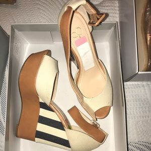 Jessica Simpson wedge peep toe shoes